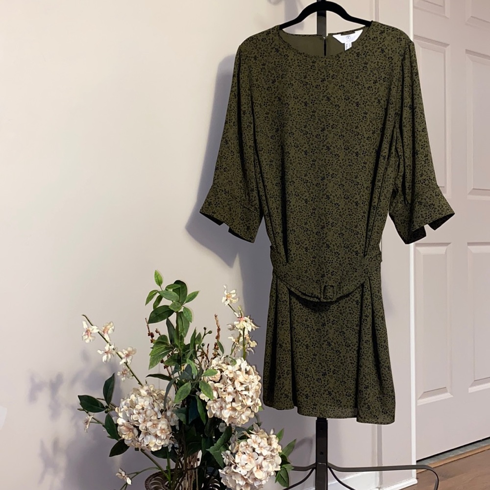 Classy green dress